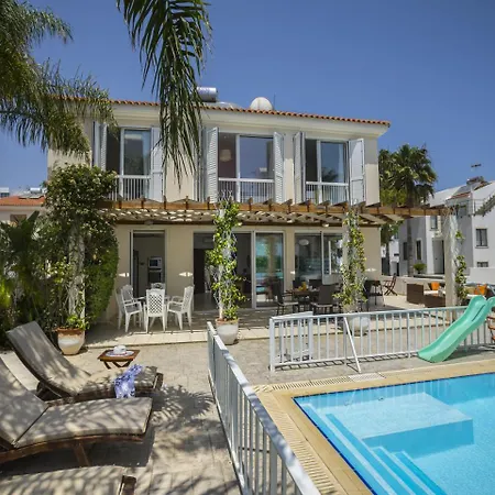 Asteria By The Sea * Protaras