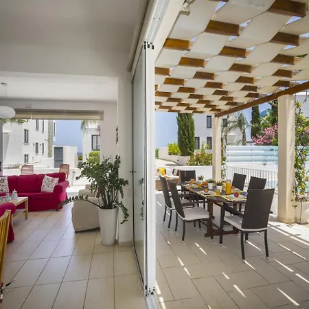 Villa Asteria By The Sea *
